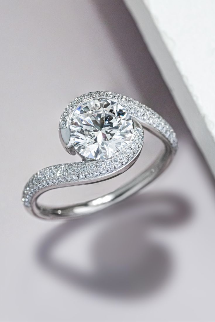 Bypass Wrap Pave